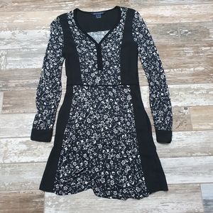 Long sleeve French Conection black and white dress